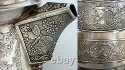 Antique Art Nouveau Insect Derby Silver Co. Quadruple Plated Ice Water Pitcher