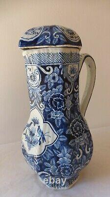 DELFT. Hot water pot / Covered pitcher. XVII / XVIIIth. Pottery. Faience