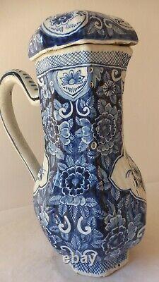 DELFT. Hot water pot / Covered pitcher. XVII / XVIIIth. Pottery. Faience