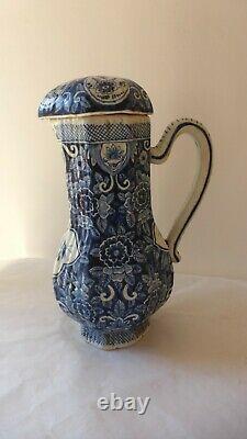 DELFT. Hot water pot / Covered pitcher. XVII / XVIIIth. Pottery. Faience