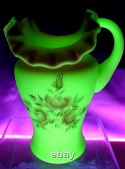 FENTON GLASSVINTAGEXSRC80'sHAND PAINTROSE BURMESEVASELINEPITCHER/JUGMINT