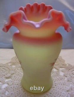 FENTON GLASSVINTAGEXSRC80'sHAND PAINTROSE BURMESEVASELINEPITCHER/JUGMINT