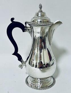 Good Quality Antique Solid Sterling Silver Hot Water Pot / Jug for Tea 1921