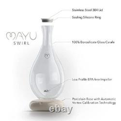 MAYU Swirl Water Pitcher, Borosilicate Glass Carafe, 1.5 Liter Design Jug Di