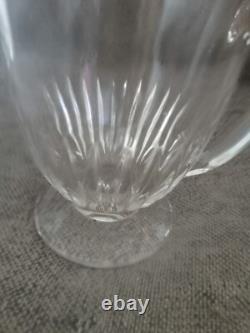 Pitcher water jug in molded cut glass with facets