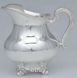 REED & BARTON Plated Water Pitcher with Ice Lip. Regent-Plain 5600 9 H. P