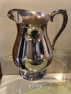 ROGERS & BRO Silver 817 water pitcher Footed Stand Vintage and ice guard 9Tall