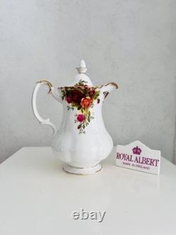 Royal Albert Old Country Roses Bone China Jug with Lid Water or Milk Pitcher