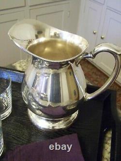 VINTAGE CLASSIC SILVER LARGE WATER PITCHER USEFUL 2 QUART SZ VASE or WATER