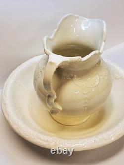 Vintage 1977 B Castleberry White Ceramic Handmade Water Basin And Pitcher Set
