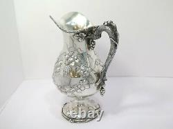 10.75 En Sterling Silver Tiffany & Co. Antique Grapevine Water Pitcher
