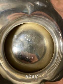 Antique Sterling Silver Water Pitcher- Gravé Avec H 710 G. 10.75 H