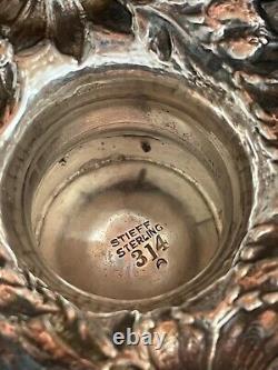 Antique Stieff Handwought Repousse Rose Patt 314 Pitcher D'eau 1387,6 Grams