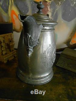 Antique Victorian Iced Pitcher Eau. Très Fleuri, Vieux Silverplate. Chasse Walrus