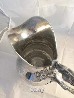 Baldwin Des Années 1840 American Coin Silver Water Pitcher Avec Chased Design & Grape Handle