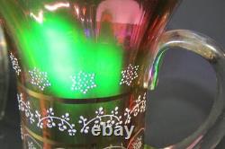 Belle carafe à eau décorée d'émail rubina verde de style victorien brille intensément