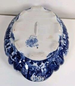 Bol de lavage et cruche d'eau en fonte bleue à motifs Flow Blue de Victoria Ware