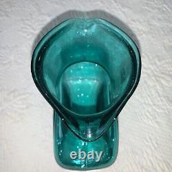 Carafe en verre d'art turquoise vif et vert émeraude à double bec verseur fait main de Blenko