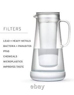 Carafe filtrante d'eau durable à 7 tasses qui filtre en toute sécurité plus de 30 contaminants