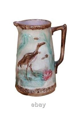 Crémier en Majolique Antique Héron Grue Cigogne Oiseau Nénuphar 6,5
