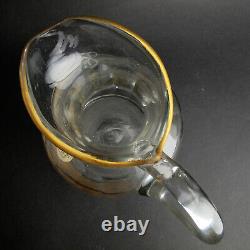 Ensemble Bohémien du 19e siècle de 8 verres à eau en cristal doré avec carafe