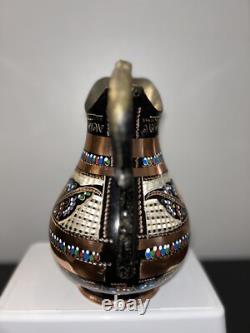 Ensemble de 2 cruches en cuivre de 2 litres avec motif floral + Rare beau vase