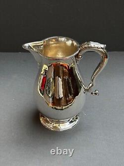 Grand pichet en argent sterling martelé pour l'eau/bière vers 1920-1940