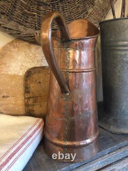 Incroyablement grand pichet en cuivre français Broc Body / Cruche à eau Pièce rare ancienne