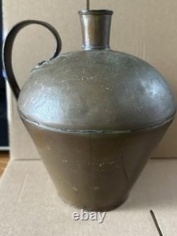 JUG À EAU OVALE EN CUIT ANTIQUE PRIMITIF EN CUIVRE 7 x 6