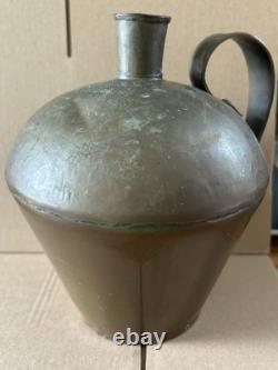 JUG À EAU OVALE EN CUIT ANTIQUE PRIMITIF EN CUIVRE 7 x 6
