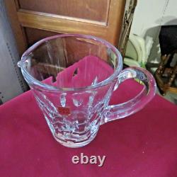 Jarre à eau en cristal de Saint Louis, modèle Jersey, signée 1
