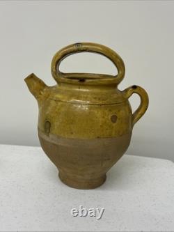 Joug deau gargoulette antique française en terre cuite émaillée jaune du 19ème siècle
