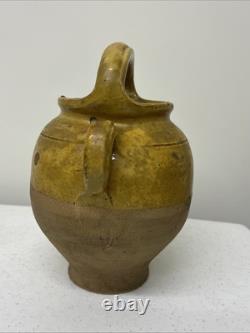 Joug deau gargoulette antique française en terre cuite émaillée jaune du 19ème siècle