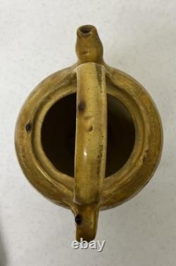 Joug deau gargoulette antique française en terre cuite émaillée jaune du 19ème siècle