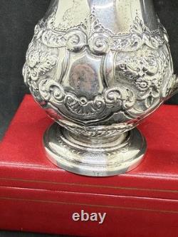 Juge à eau en argent sterling victorien orné, Londres 1897 par GJDF