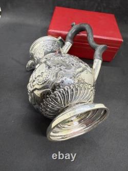 Juge à eau en argent sterling victorien orné, Londres 1897 par GJDF