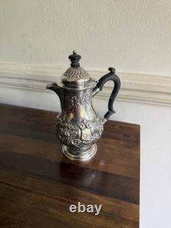 Juge à eau en argent sterling victorien orné, Londres 1897 par GJDF