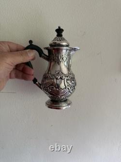 Juge à eau en argent sterling victorien orné, Londres 1897 par GJDF