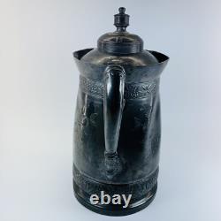 Pichet à eau en métal argenté Antique Simpson Hall Miller. #387