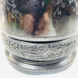 Pichet à eau en métal argenté Antique Simpson Hall Miller. #387