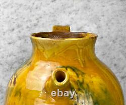 Pichet d'arrosage en porcelaine jaune de poterie italienne vintage