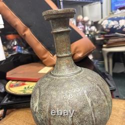 Pichet en cuivre ancien ottoman moghol fait à la main, gravé et ciselé