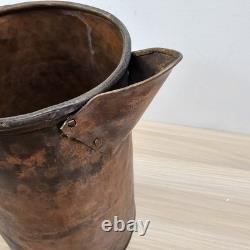 Pichet en cuivre vintage avec poignée en fer noir, cruche à eau fait main, rustique, ferme, antique