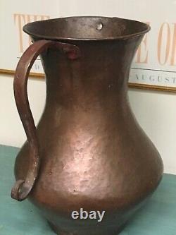 Pichet en cuivre vintage de grande taille martelé à la main avec patine originale, vase en cuivre, cruche à eau