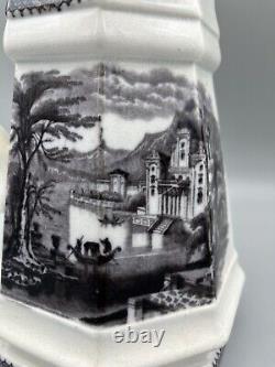 Pichet en fonte Staffordshire Mulberry Ironstone 19c avec motif de transfert Water Castle Milk