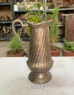 Pichet en laiton vintage ancien fait à la main des années 1900 grande cruche à lait crémier