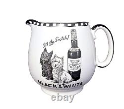 Pitcher à eau publicitaire en verre noir et blanc de Shelley pour le whisky écossais Buchanan's