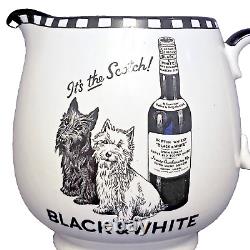 Pitcher à eau publicitaire en verre noir et blanc de Shelley pour le whisky écossais Buchanan's