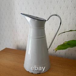 Pitcher en émail vintage français blanc 08072513