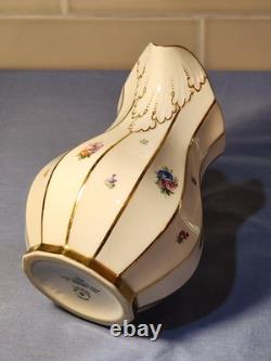 Royal Copenhagen Henriette Pichet 444/8526 Rare 7.5 Or Floral Laitière Eau